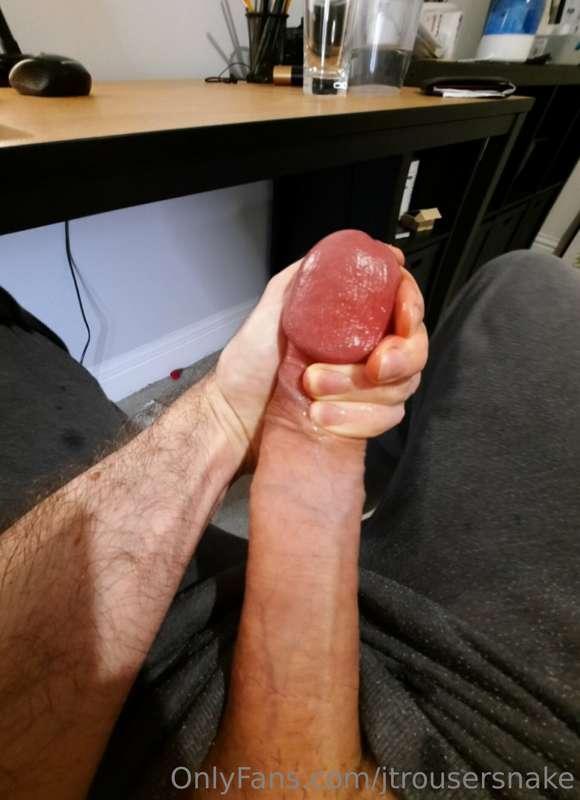 Love the view I get when I'm wanking 🤤