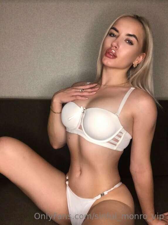 Welcome to my page 💕💕💕
I will surely become the most beautif..
