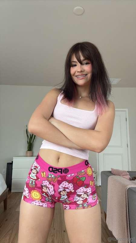 1st or 2nd pic?