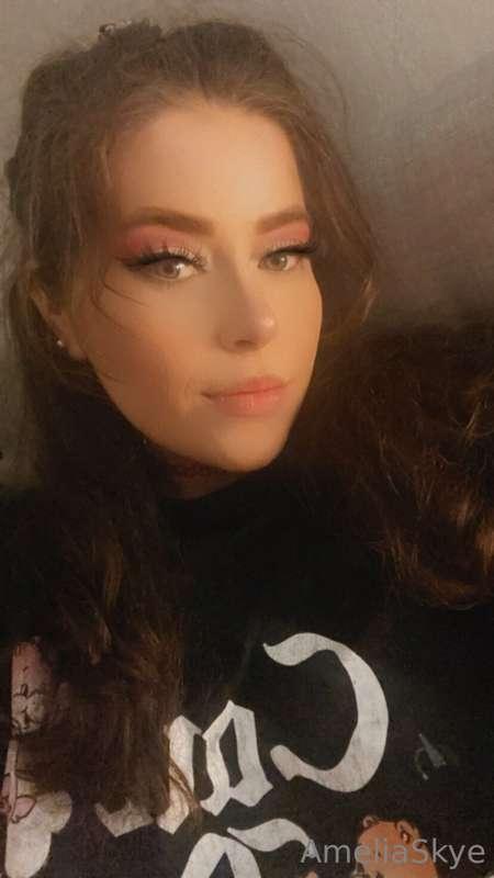 Off to sleep!! Back when I wake up 💖