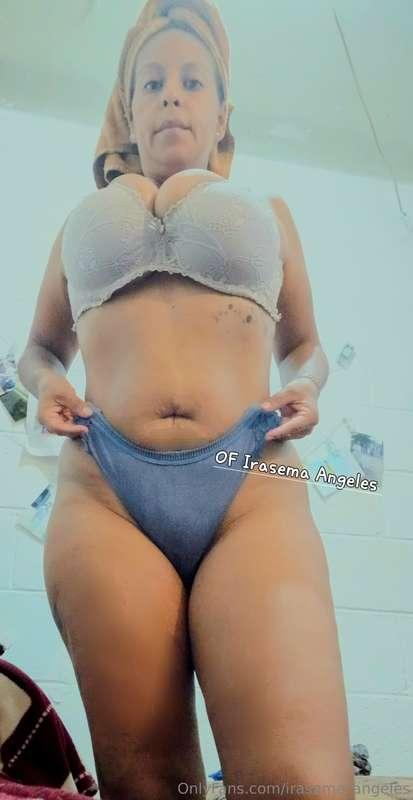 Una mini sesión después de bañarme y mañana les subo una ses..