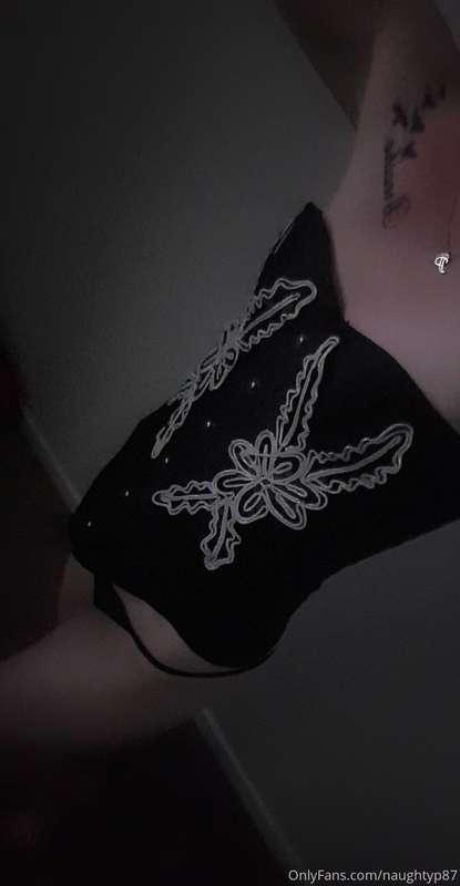 Feeling kinky tonight