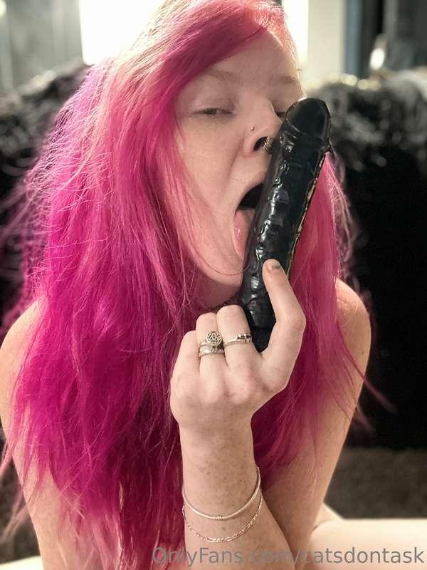 catsdontask image #0