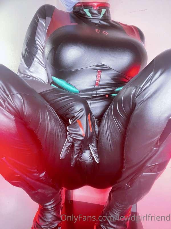Rei Ayanami is hot and bothered