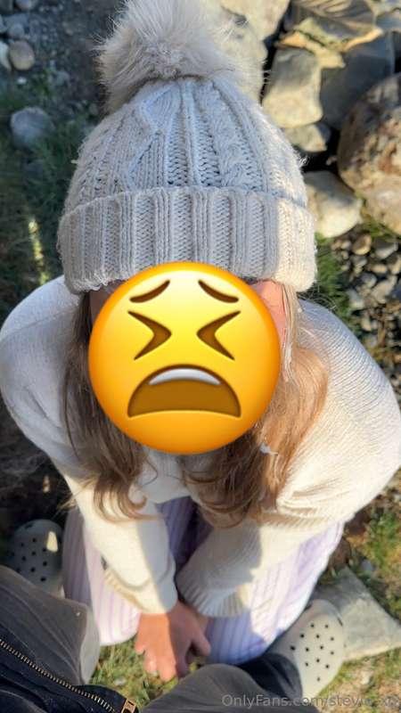 TIP $20 to be sent xThe outdoor cumshot video... I hate to r..