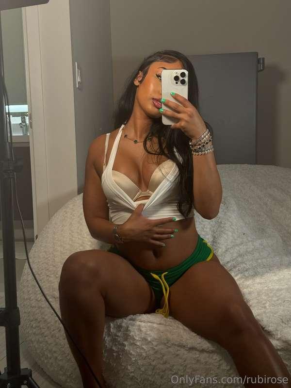 are you as horny as I am? 😅