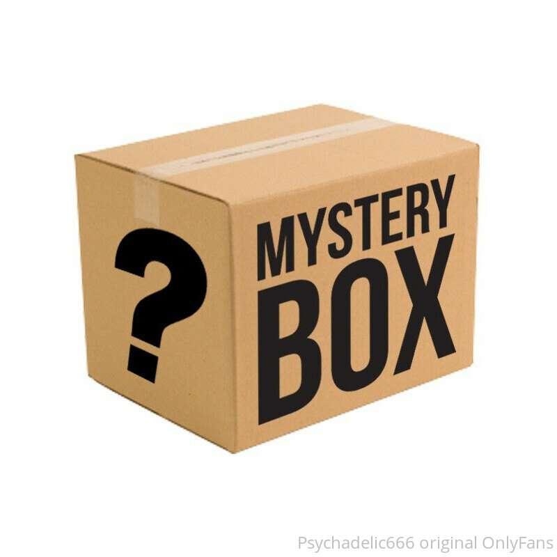 VIP mystery box je tu taky :P 
Kolik $ tipneš, tolik dostane..