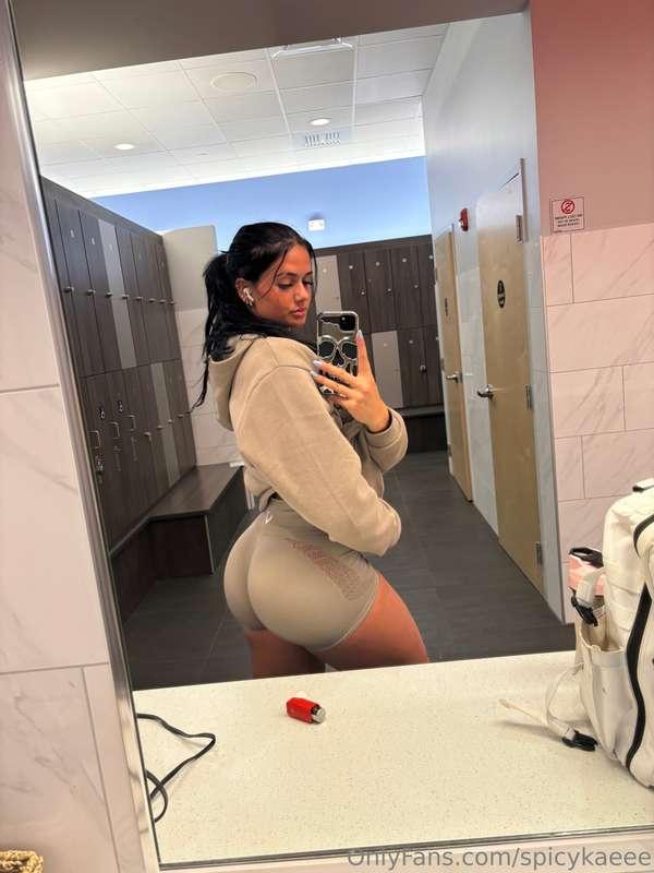 discounted post gym strip video after a glute day🫢