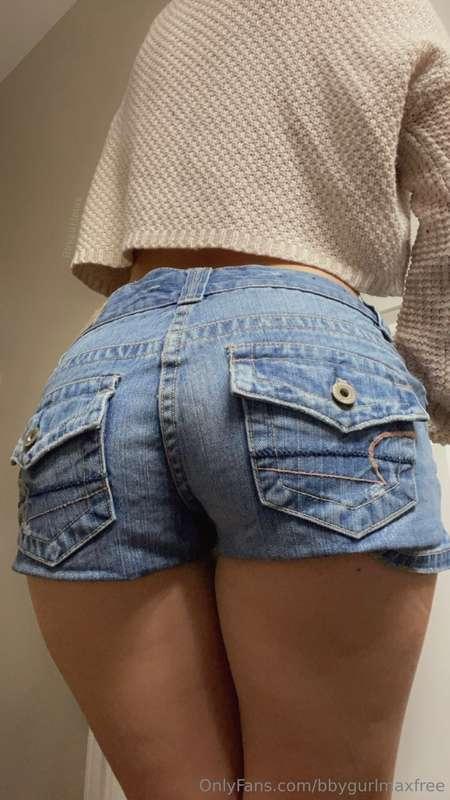 New shorts👖🤍