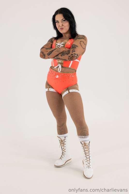 do you like when i send you wrestling content?