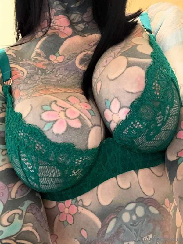cover my tits with your load💦