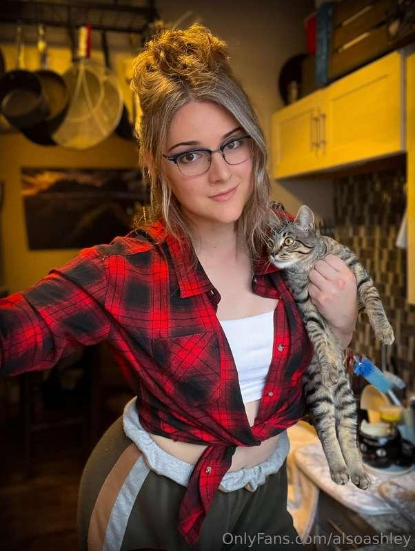 Mother Mode... Maybe spoiling the Green Dress Vixen vibe by ..