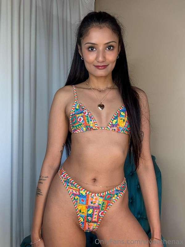 I’m not asking for attention…I’m taking it 😏