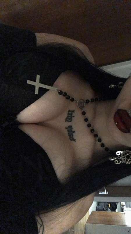 natalia-black image #0