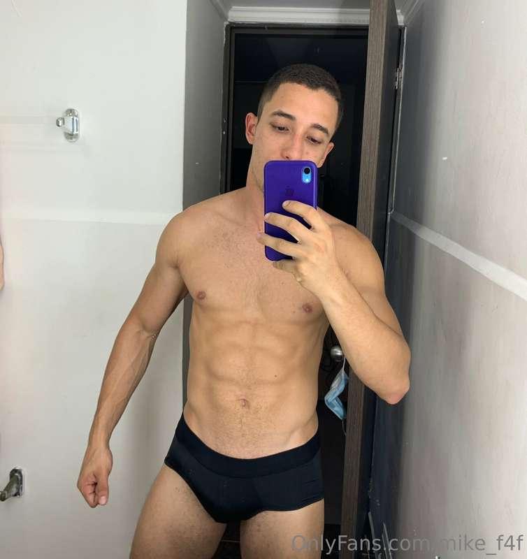 Bóxer muy pequeño 😈