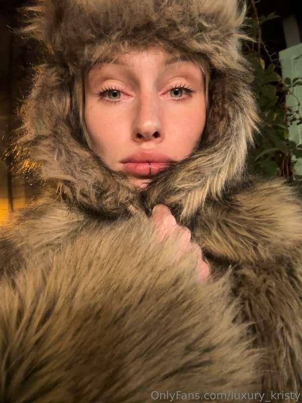 2025 just started, and you know what? I want to live it LOUD..