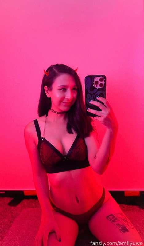 ♡ tiddie tuesday ♡ Part 1/2

🔥 𝔡𝔢𝔳𝔦𝔩𝔦𝔰𝔥 𝔤𝔦𝔯𝔩  🔥