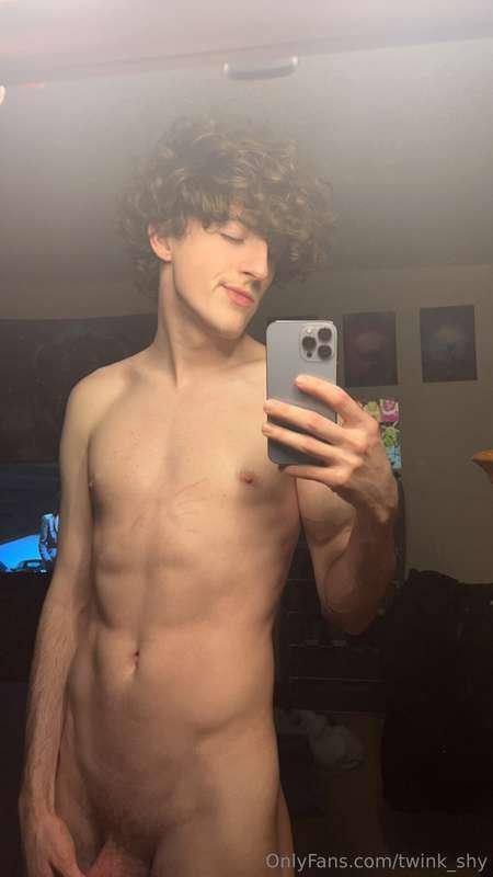 twink_shy image #3