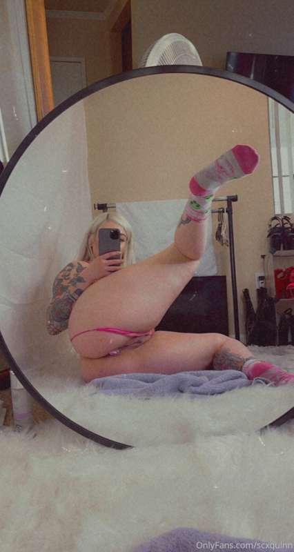 I love butt stuff 💘 trying to train so I can use my dildos i..