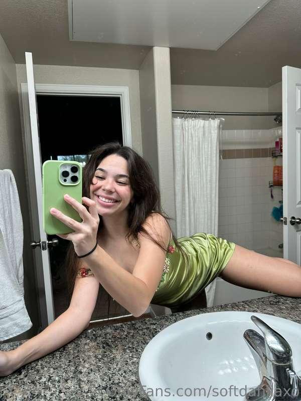 don’t you have off today?? let’s have some fun 😋