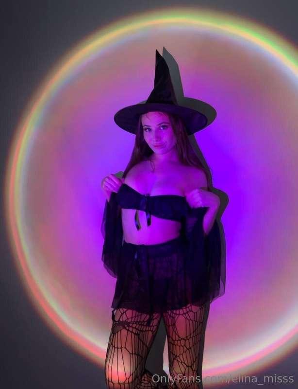 Who says the spooky season has to end? I’m still in my witch..
