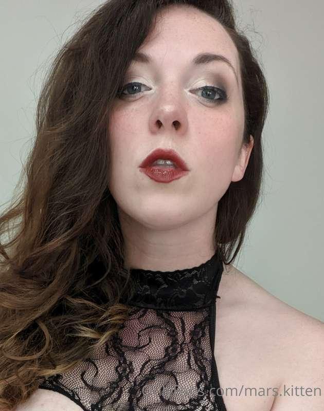 Yay! New lingerie for the week! What do you think of the cut..