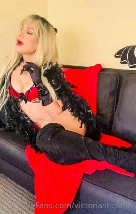 I wanna play a game … 👄