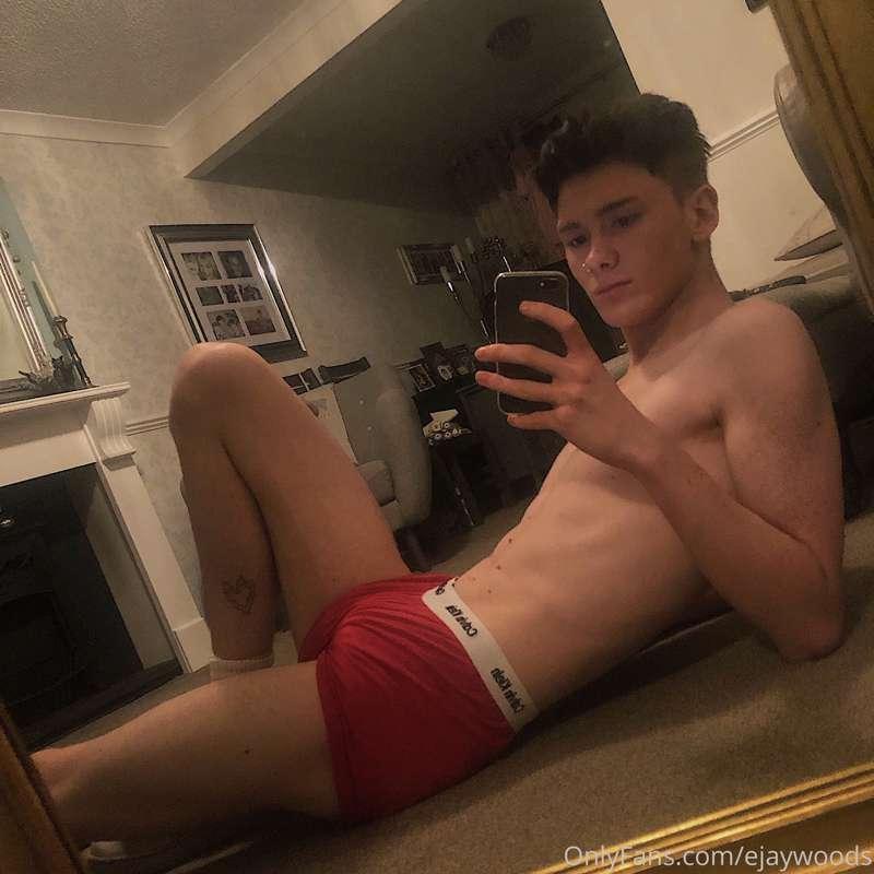Let’s play! 😈 ***swipe left***

I’m sending a video later to..