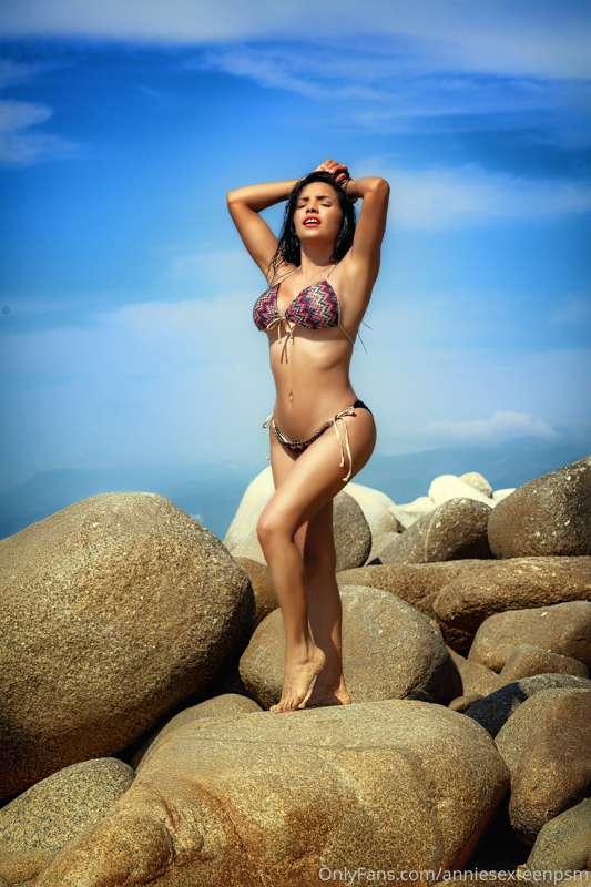 anniesexteen image #0