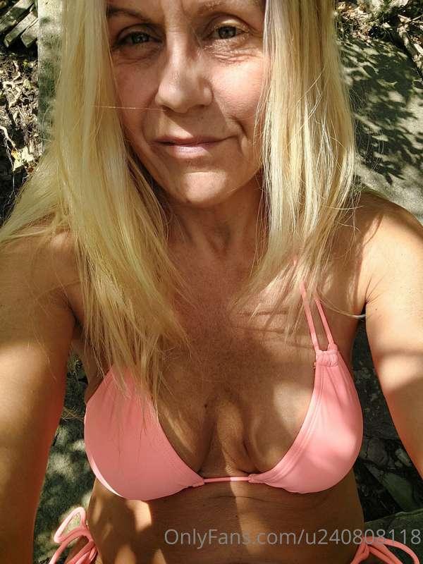 i feel hot being on a hotlist https://onlyfans.com/380056045..