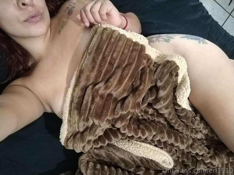 hoy amanecí 🔥🔥 quieres ver más??
