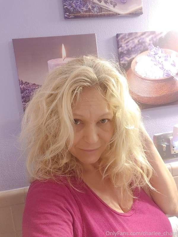 Good morning! Happy Friday! Remember last night's hair wash ..