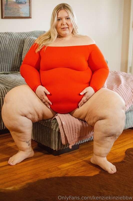 kenziekinziebbw image #4