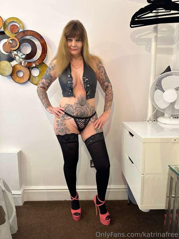 JUST UPLOADED BELOW JUST $3.99⬇️⬇️⬇️ “ Love this leather top..