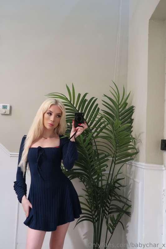 I got something you’ll love under my dress, wanna see? 💋