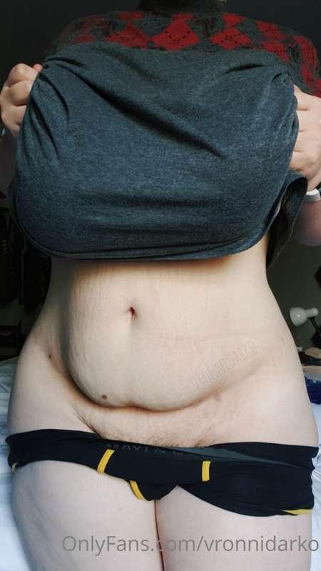 thecurvyprince image #1