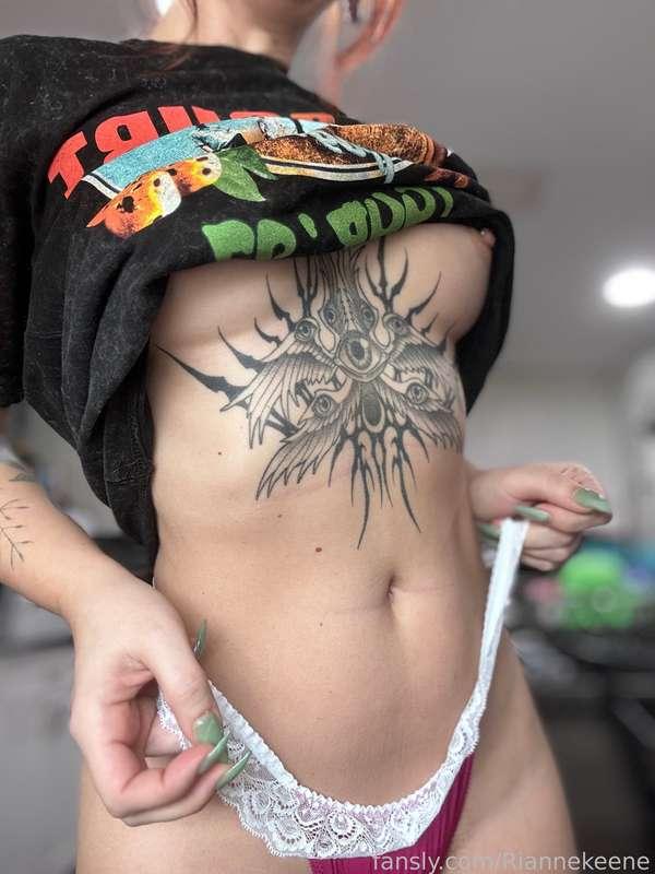 riannekeene image #1
