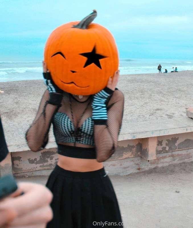 Happy Halloween friends!! 🎃
