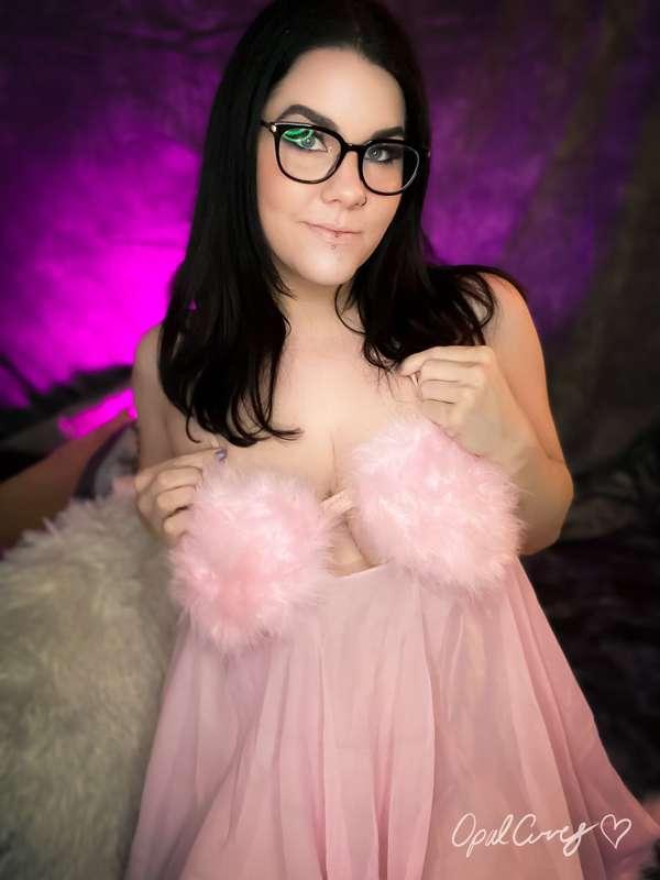 Fluffy pink lingerie photo set