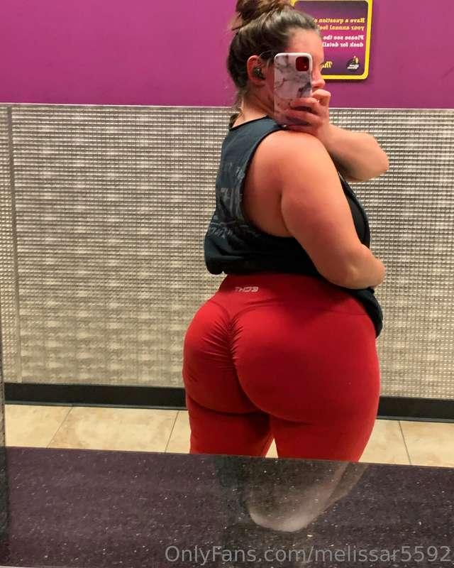 Red is my favorite color 💋