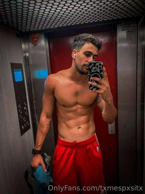 💥💥💥 FREE FREE FREE 💥💥💥
@kentdixxx @kentdixxx 
✨ Virtual BF
✨..