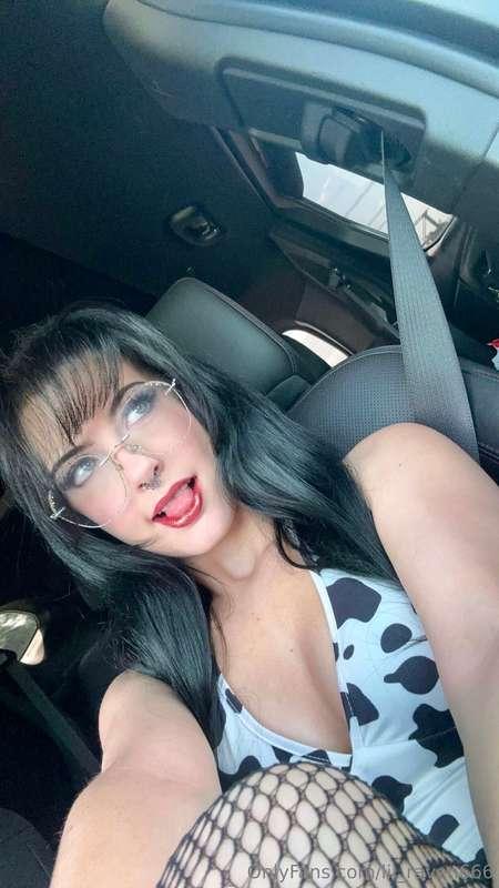 Can I sit in your backseat and play with myself like a dirty..