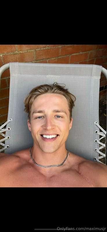Does my cheesy smile brighten your day? 😄