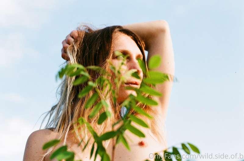 Pomeriggi al fiume e rullini scaduti, si può chiedere di più..