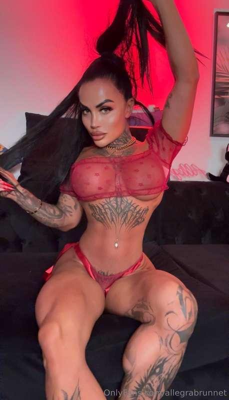 The tighter you pull, the more I moan your name😏