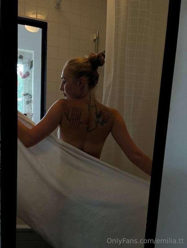 I'm gonna take a shower, and then we can continue💦 or can we..