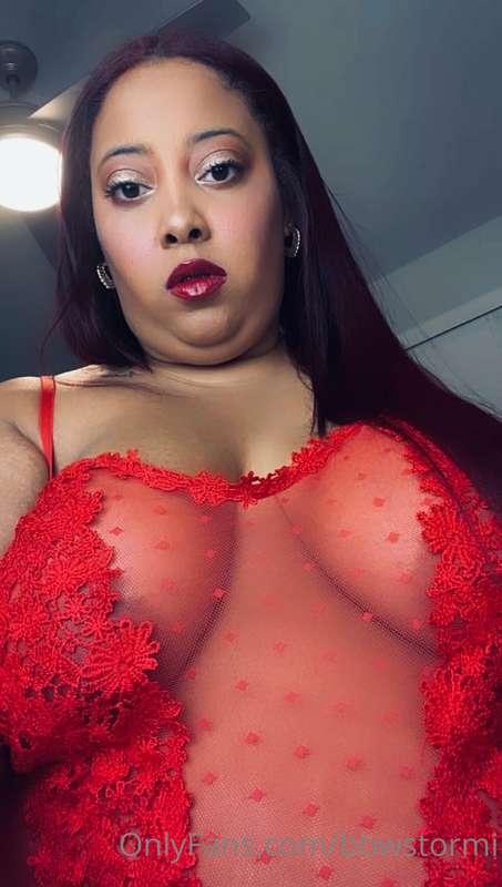 Who’s gonna be my Valentine I don’t have one 😭❤️😔 cash app m..
