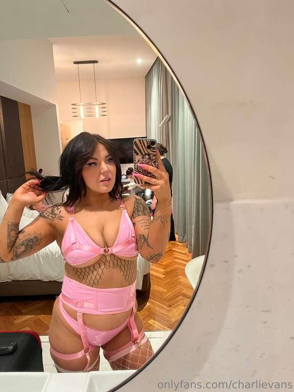 i love finding little bts selfies 💘