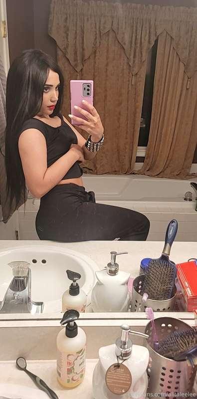 alitaleelee image #5