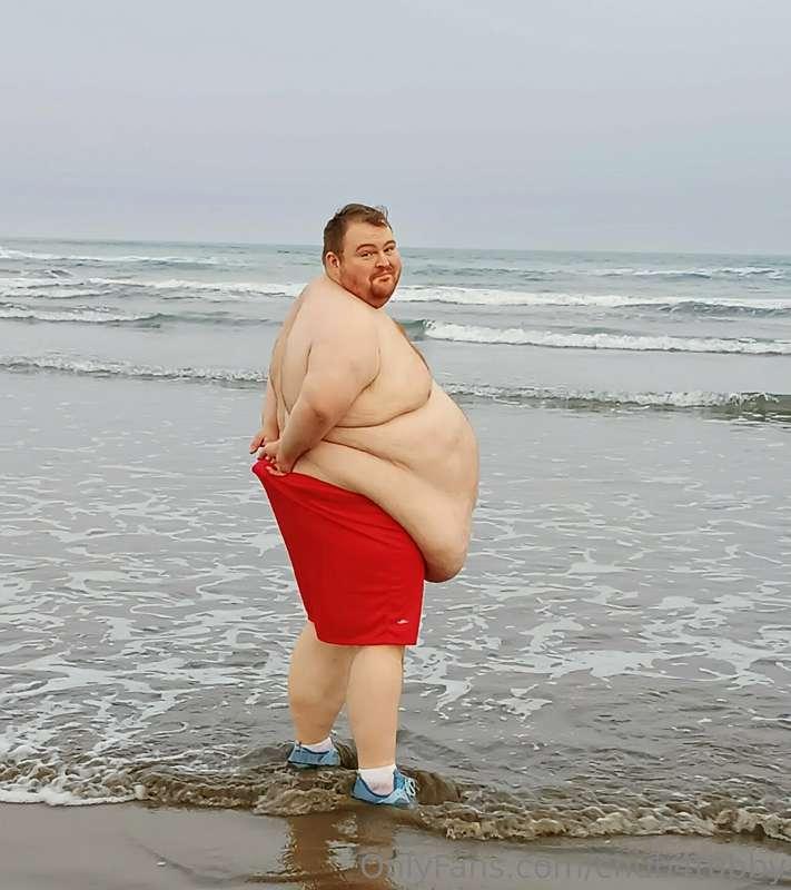 Being fat on beach day